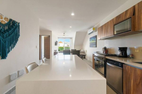 Sunrise Serenity Jacuzzi W Ocean View Beach Access 7 Rooftops Pools